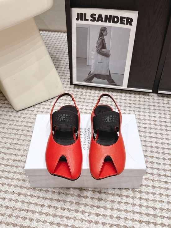 Maison Martin Margiela Shoes - Maison Martin Margiela Red Leather Open-Toe Slingback Mules
